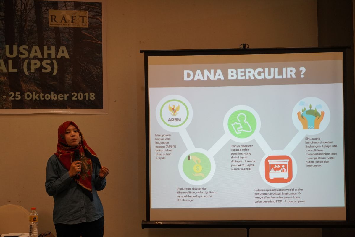 Presentation Ibu Dini from BLU