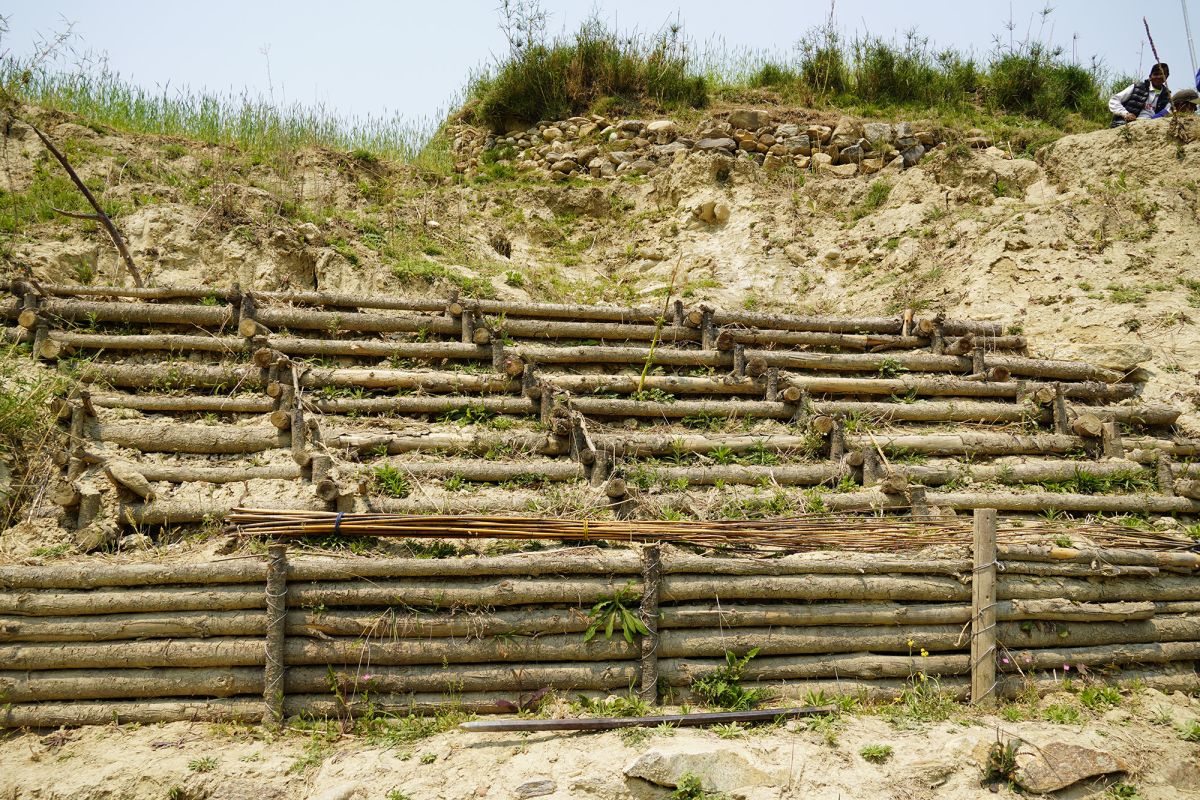 Wooden crib wall and check dam constructed in Raralihi to prevent erosion of agricultural lands. Photo by RECOFTC.